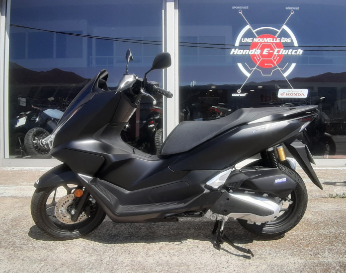 HONDA PCX 125 DE LUXE 2025 - BASTIA