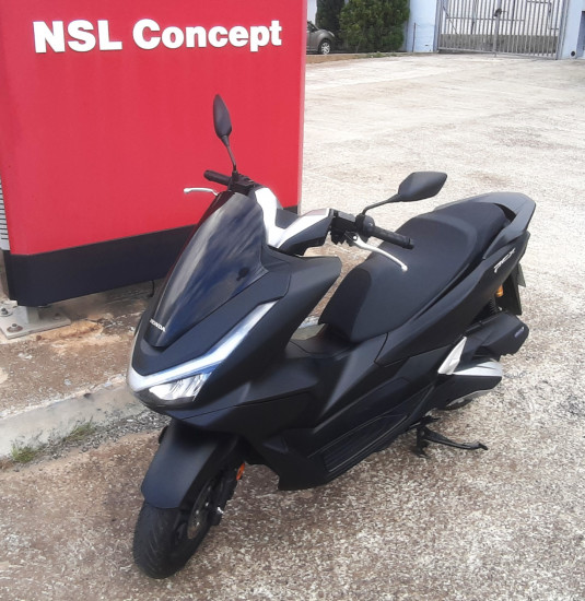 HONDA PCX 125 DE LUXE 2025 - BASTIA