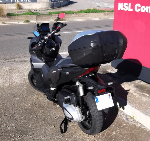 Honda ADV350 version smart top box 2022 - BASTIA
